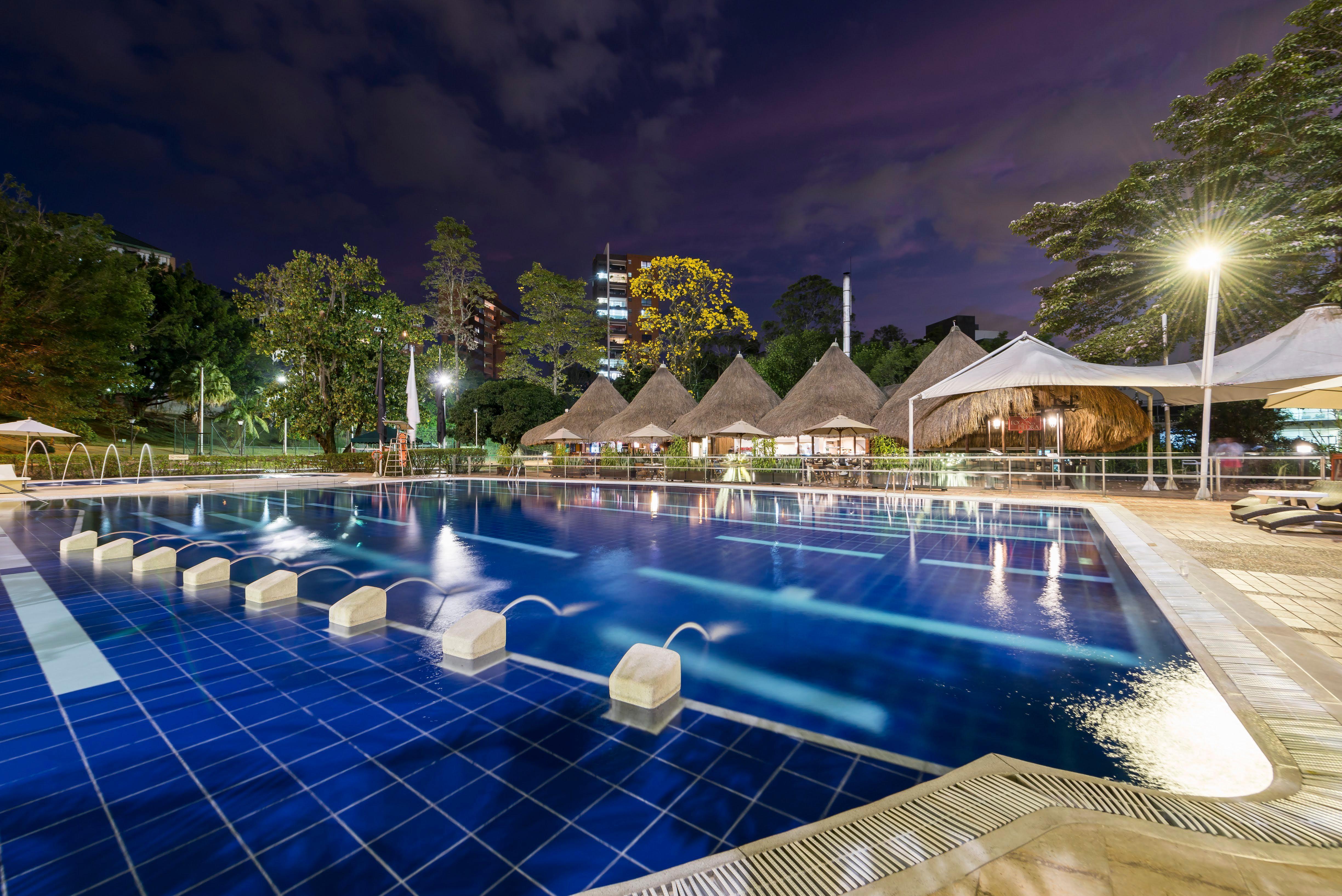 Intercontinental Medellin - Movich By Ihg Otel Dış mekan fotoğraf