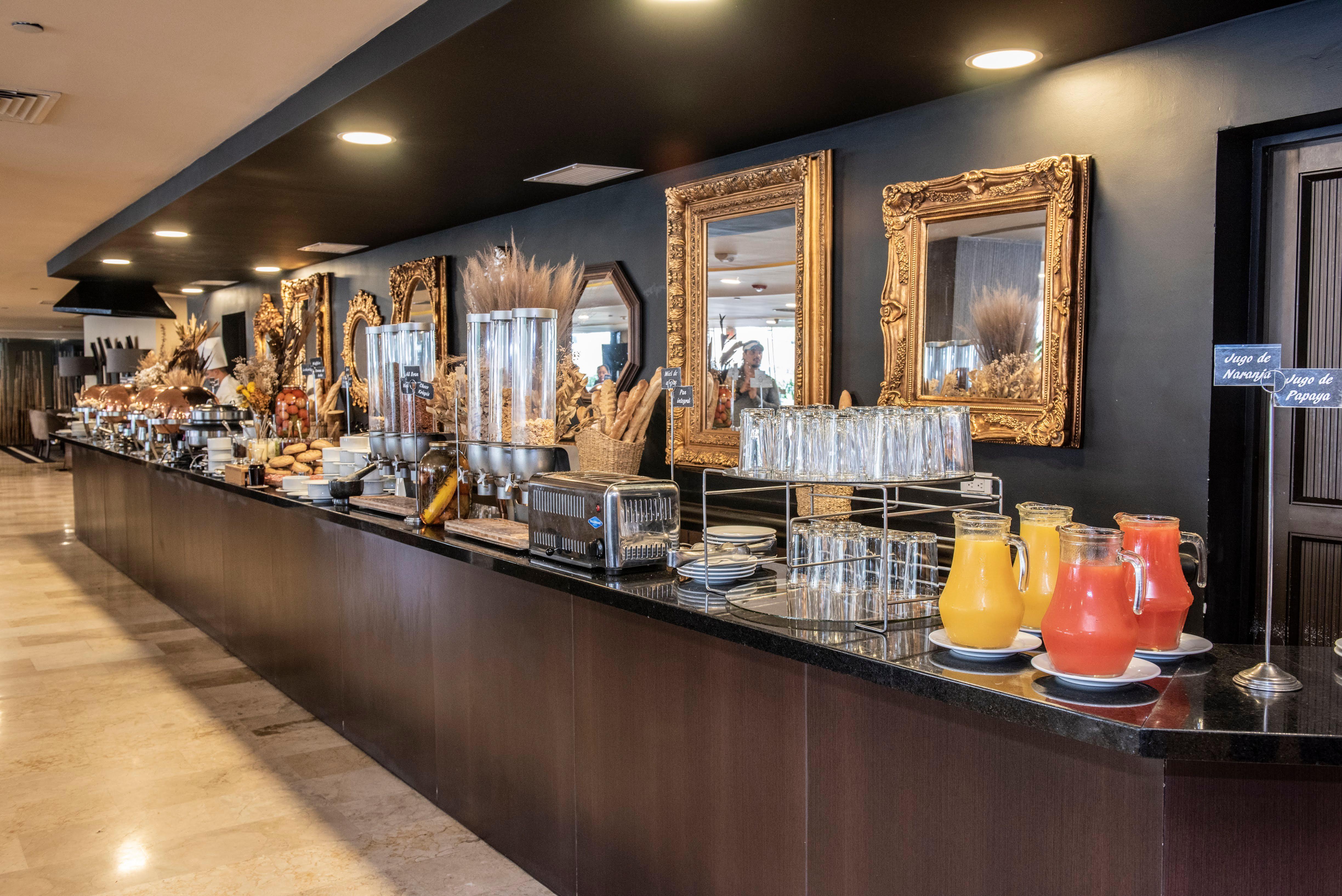 Intercontinental Medellin - Movich By Ihg Otel Dış mekan fotoğraf