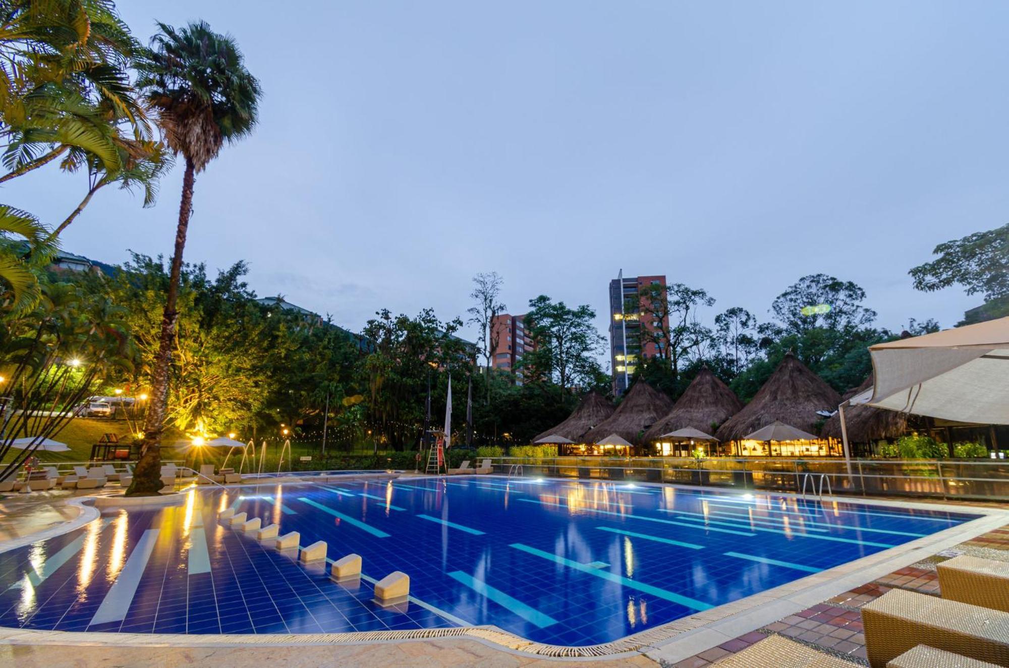 Intercontinental Medellin - Movich By Ihg Otel Dış mekan fotoğraf