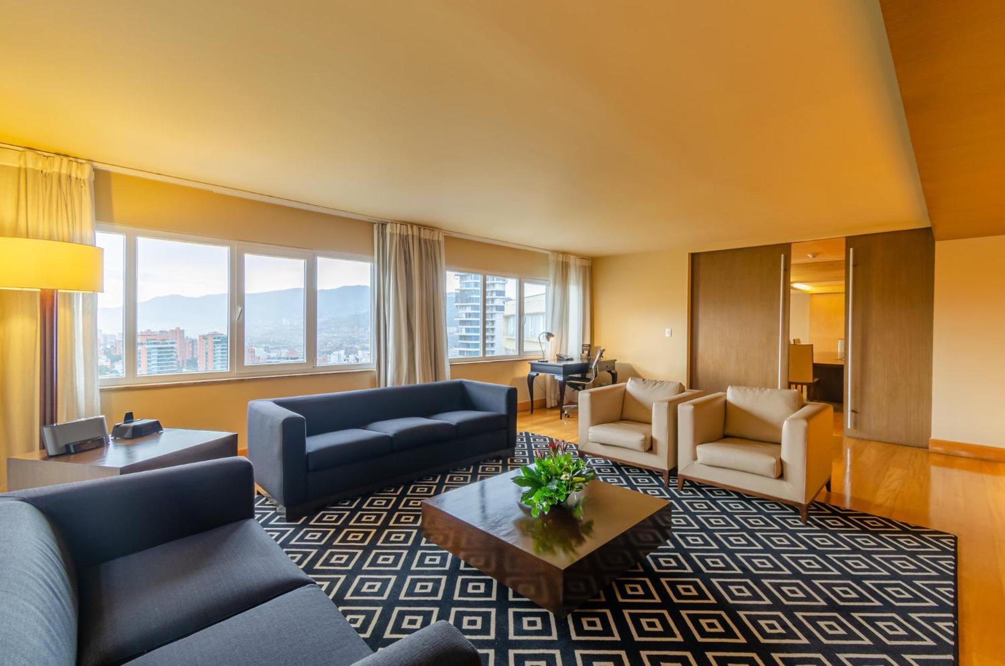 Intercontinental Medellin - Movich By Ihg Otel Dış mekan fotoğraf